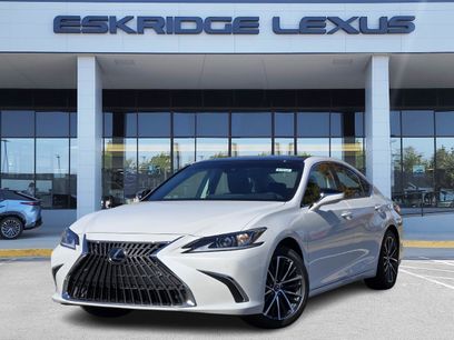 New 2025 Lexus ES 350 w/ Premium Package