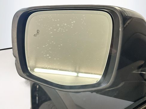 Used 2024 Honda Pilot Elite image 16