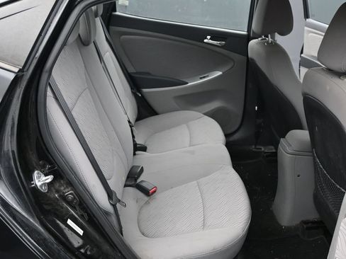 Used 2013 Hyundai Accent GLS w/ Premium Pkg FWD image 14