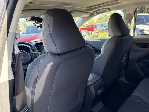 Used 2025 Subaru Crosstrek 2.0i Premium image 12