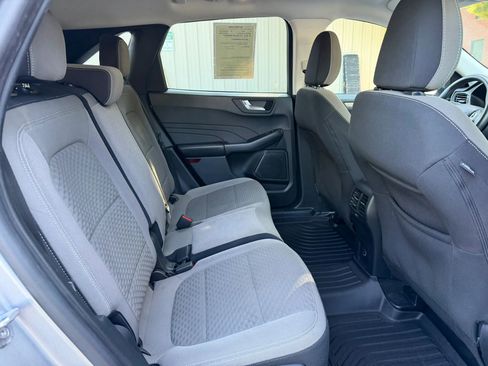 Used 2021 Ford Escape SE FWD image 19