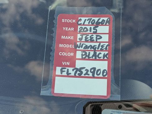 Used 2015 Jeep Wrangler Unlimited Sahara w/ Connectivity Group image 15