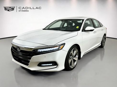 Used 2018 Honda Accord Touring image 1
