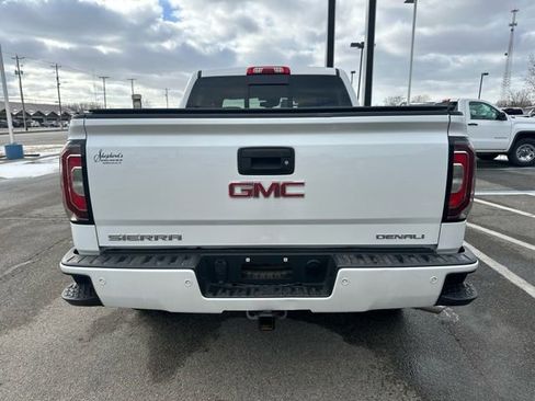 Used 2018 GMC Sierra 1500 Denali w/ Denali Ultimate Package image 17