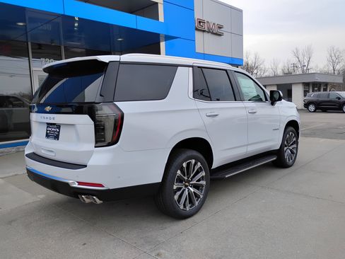 New 2026 Chevrolet Tahoe High Country w/ Sun And Tow Package AWD/4WD image 37