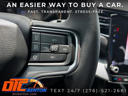 Used 2023 Jeep Wagoneer Series II AWD/4WD image 21