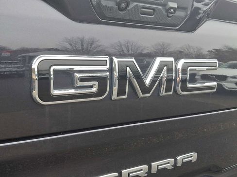 Certified 2023 GMC Sierra 1500 Elevation image 31
