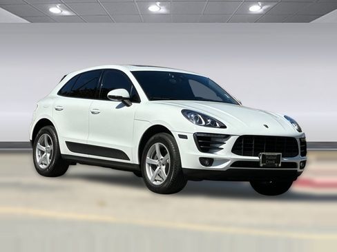 Used 2018 Porsche Macan AWD/4WD image 7
