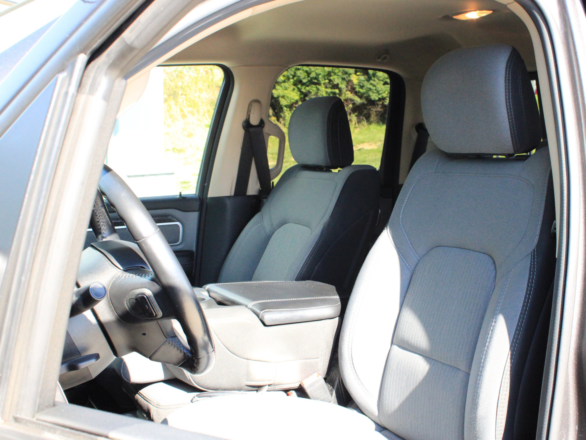 Used 2020 RAM 1500 Big Horn AWD/4WD image 10