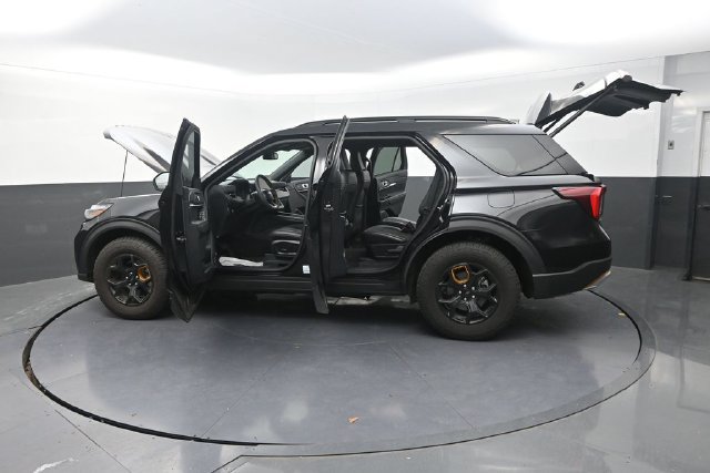 Used 2026 Ford Explorer Tremor w/ Tremor Convenience Package AWD/4WD image 34