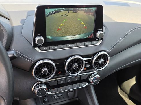 New 2025 Nissan Sentra SV image 10