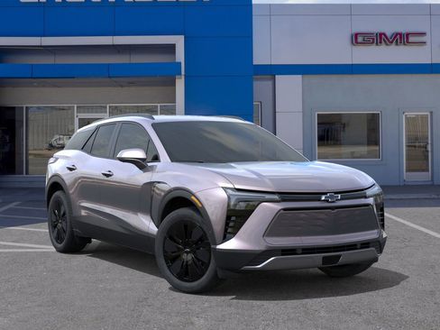New 2026 Chevrolet Blazer EV LT w/ Super Cruise Package FWD image 37