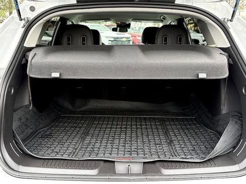 Used 2025 Chevrolet Trax LT w/ Driver Confidence Package image 11