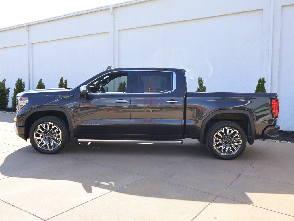 Certified 2023 GMC Sierra 1500 Denali Ultimate AWD/4WD image 3