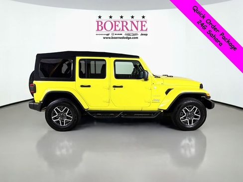 Used 2024 Jeep Wrangler Sahara image 8
