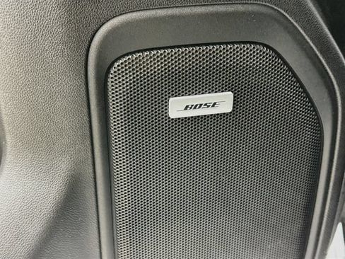Used 2019 Chevrolet Silverado 1500 LT Trail Boss AWD/4WD image 19
