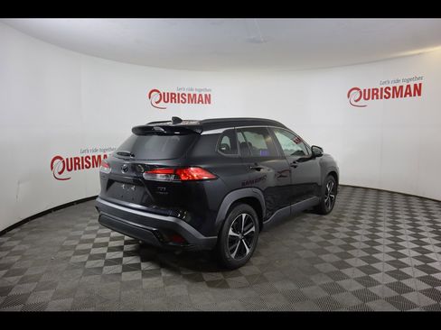 Used 2024 Toyota Corolla Cross AWD Hybrid w/ Convenience Package image 10