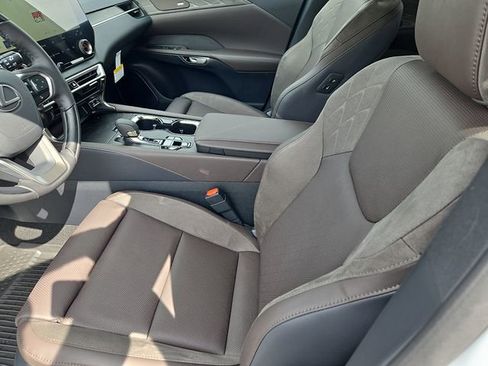 New 2026 Lexus RX 450h Luxury image 13