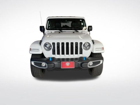 Used 2023 Jeep Wrangler Unlimited Sahara AWD/4WD image 16