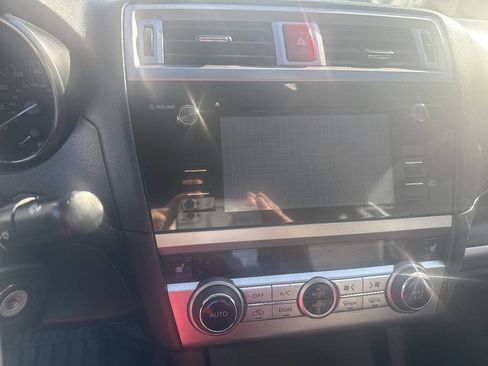 Used 2016 Subaru Legacy 2.5i Limited image 11