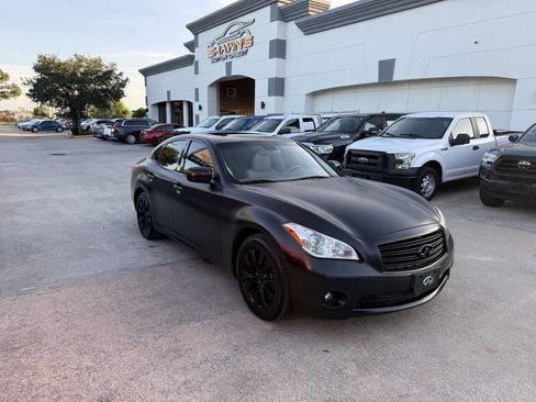 Used 2012 INFINITI M37 w/ Premium Pkg RWD image 2