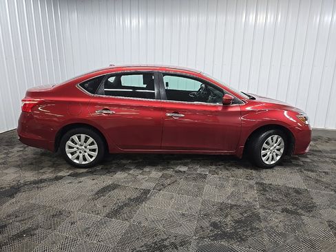 Used 2017 Nissan Sentra SV image 2