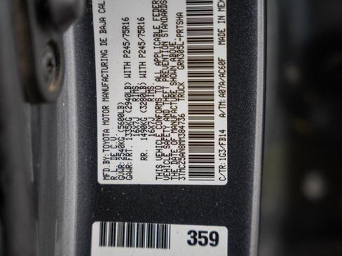 Used 2021 Toyota Tacoma SR image 36