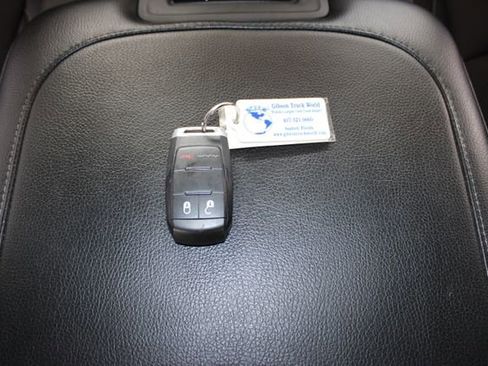 Used 2024 RAM 2500 Big Horn image 28