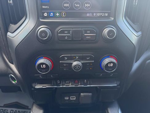 Used 2021 Chevrolet Silverado 1500 LT Trail Boss w/ Bed Protection Package AWD/4WD image 27