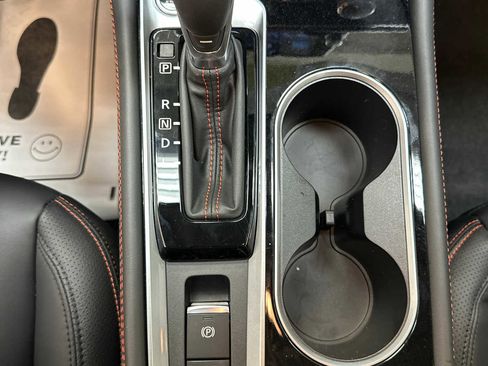 New 2025 Nissan Altima 2.5 SR image 16