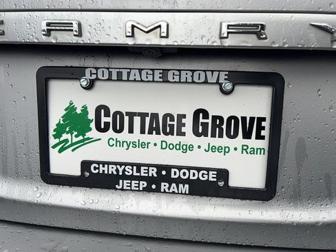 Used 2019 Toyota Camry XLE image 14