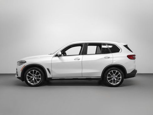 Used 2019 BMW X5 xDrive40i w/ Premium Package 2 AWD/4WD image 2