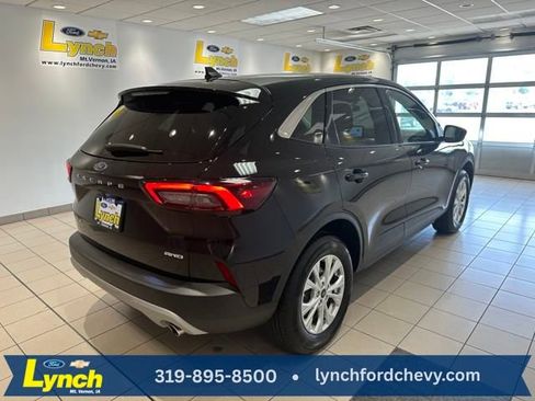 Used 2023 Ford Escape Active image 25