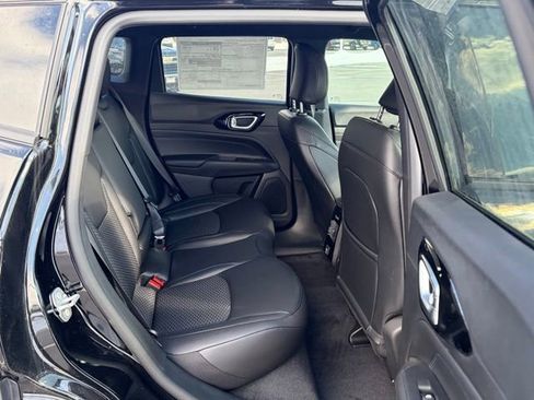 New 2026 Jeep Compass Latitude AWD/4WD image 29