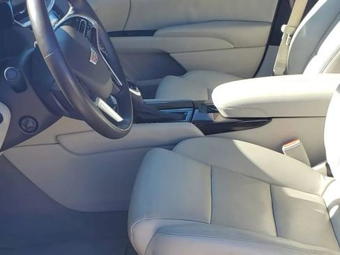 Used 2016 Cadillac XTS Luxury image 8