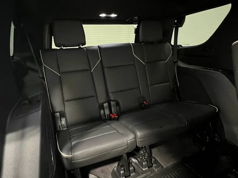 Used 2024 Cadillac Escalade Sport w/ LPO, ONYX Package AWD/4WD image 36