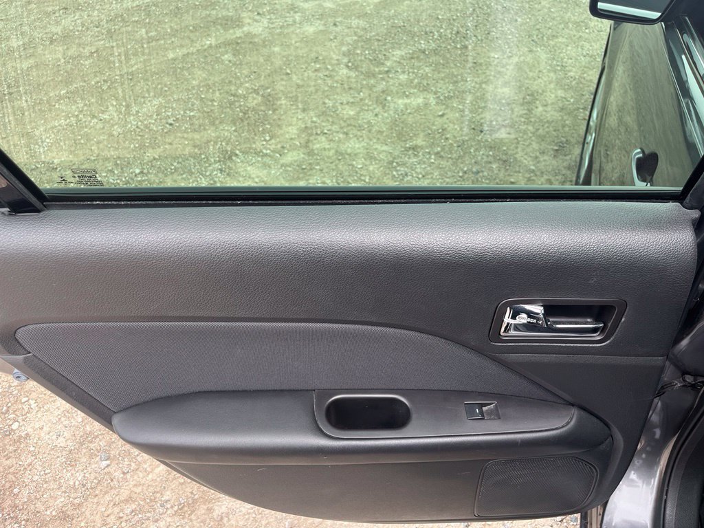 Used 2012 Ford Fusion SE FWD image 23