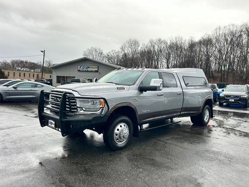 Used 2023 RAM 3500 Limited image 1