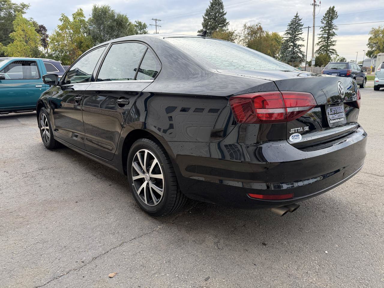 Used 2018 Volkswagen Jetta SE FWD image 5