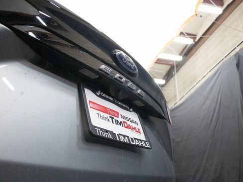 Used 2024 Ford Edge SEL image 13