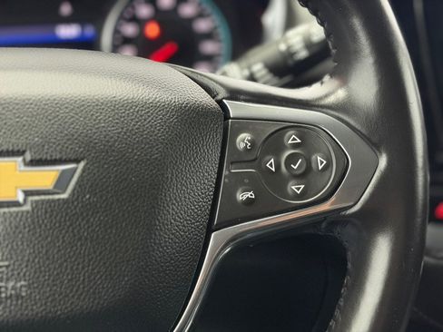 Used 2020 Chevrolet Traverse LT w/ LPO, Floor Liner Package AWD/4WD image 24