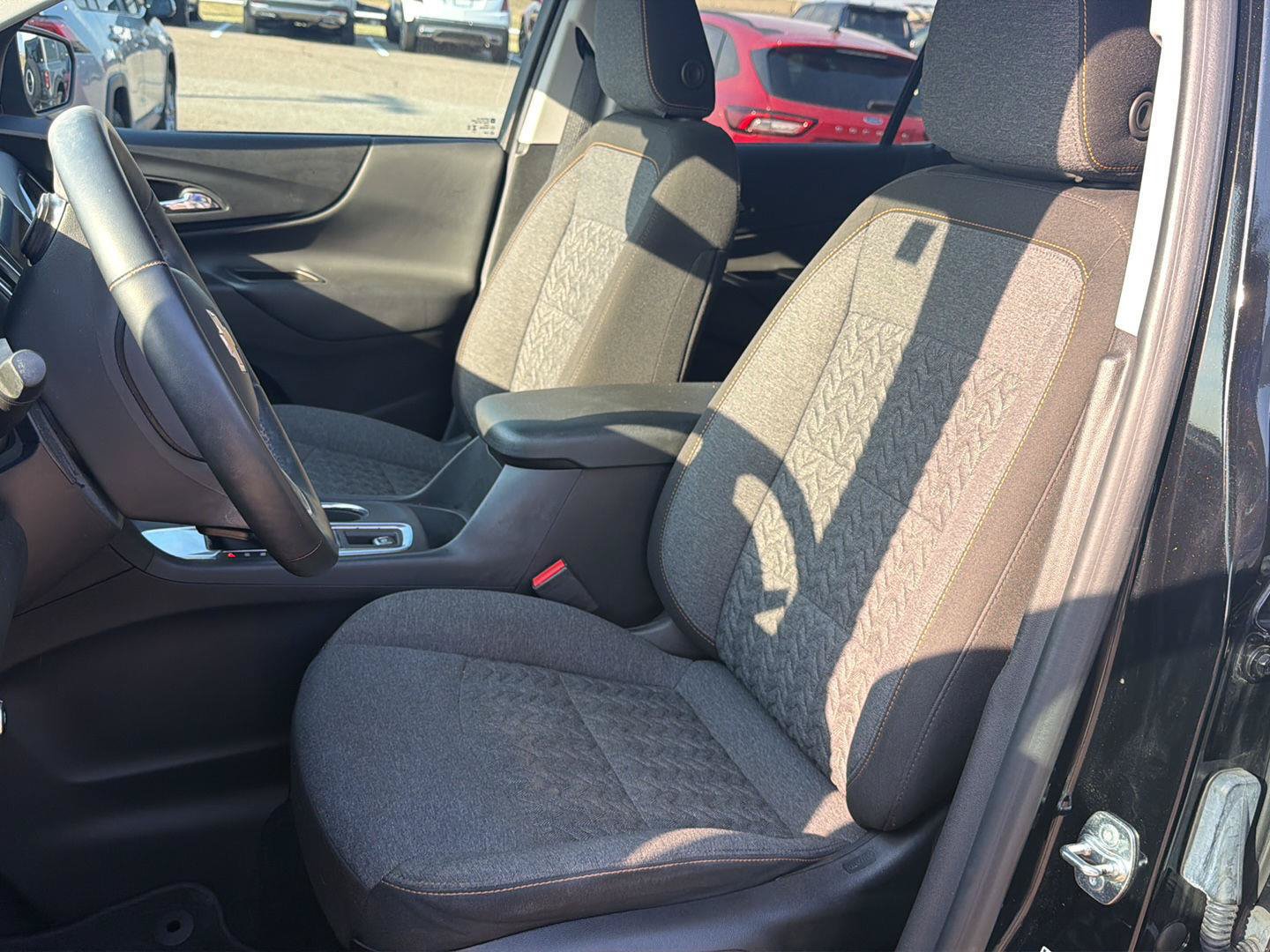 Used 2024 Chevrolet Equinox LT FWD image 9
