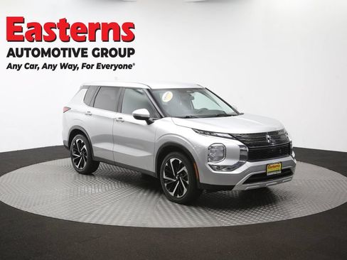 Used 2024 Mitsubishi Outlander SE FWD image 49