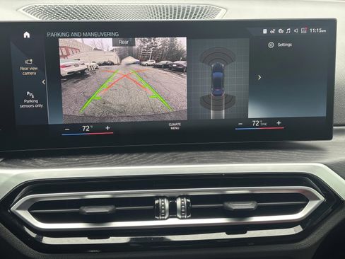 Used 2023 BMW i4 eDrive35 w/ Premium Package image 18