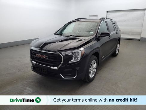 Used 2022 GMC Terrain SLE w/ Driver Convenience Package image 1