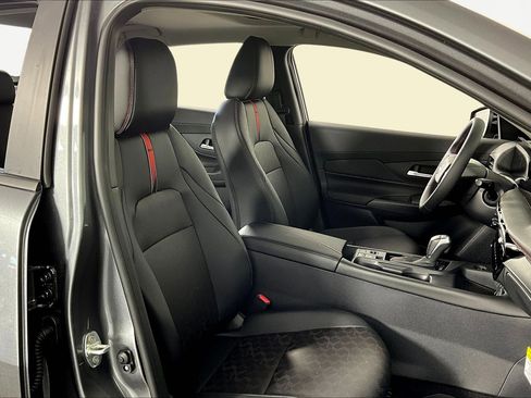 New 2026 Nissan Sentra SR FWD image 19