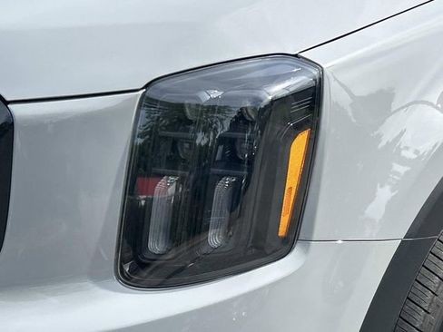Used 2025 Kia Telluride SX Prestige X-Line AWD/4WD image 9