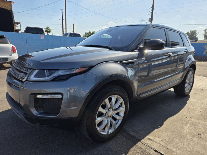 Used 2019 Land Rover Range Rover Evoque SE AWD/4WD image 6