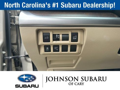 Used 2017 Subaru Outback 2.5i Limited AWD/4WD image 17