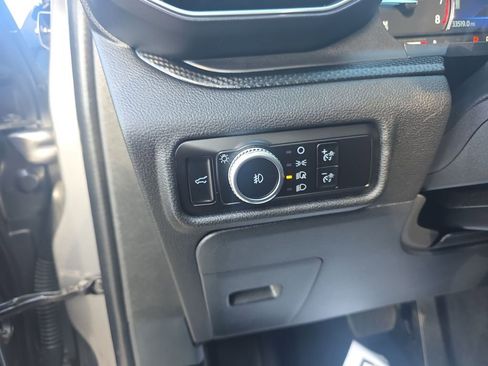 Certified 2023 Ford Explorer ST-Line w/ Class IV Trailer Tow Package image 19